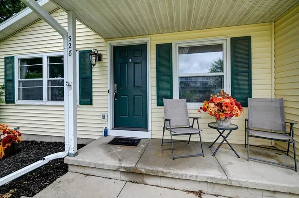 $399,900 | 328 North Rutland Avenue, Brooklyn, WI 53521
