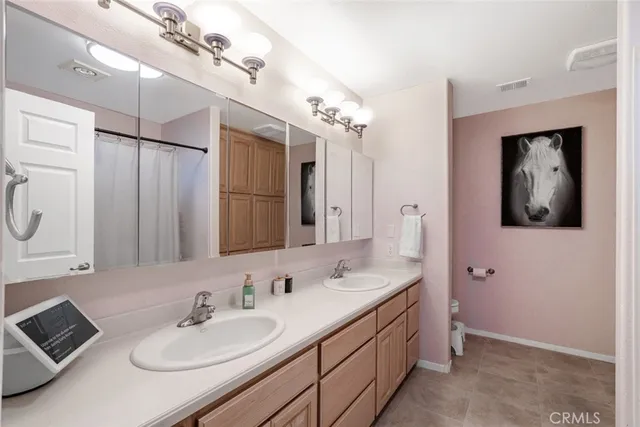 $899,999 | 37143 Ave 16, Madera, CA 93636