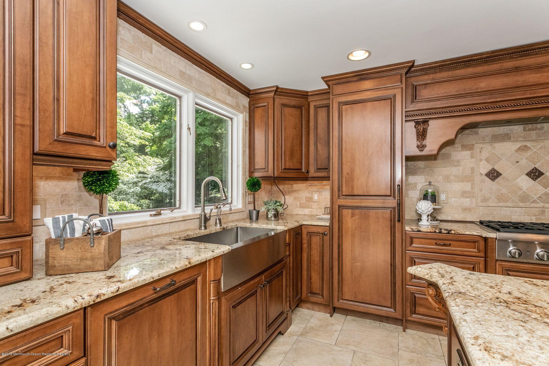 236 Sunnyside Road Lincroft, NJ 07738 - Photo 17 of 43 13