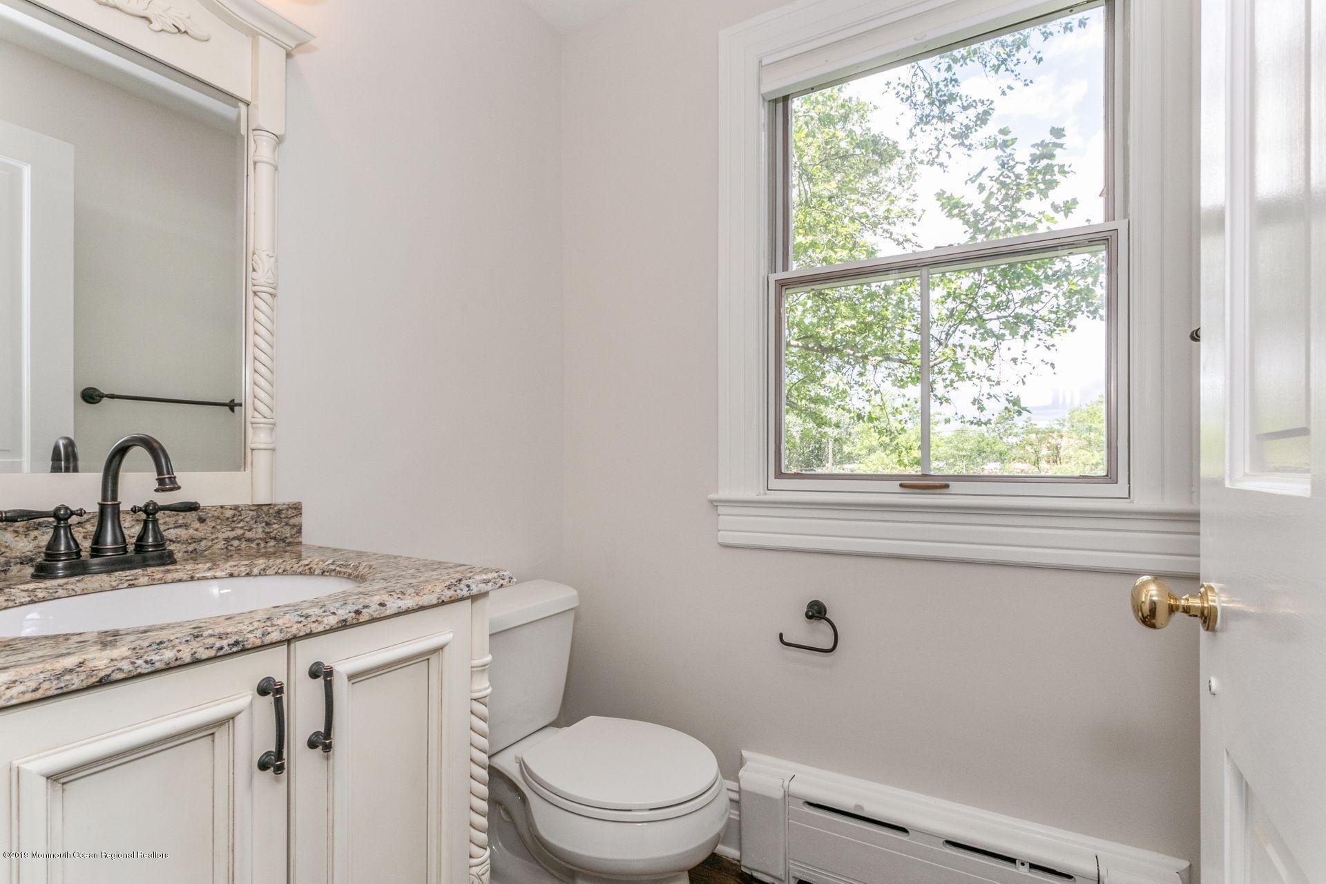 236 Sunnyside Road Lincroft, NJ 07738 - Photo 32 of 43 31