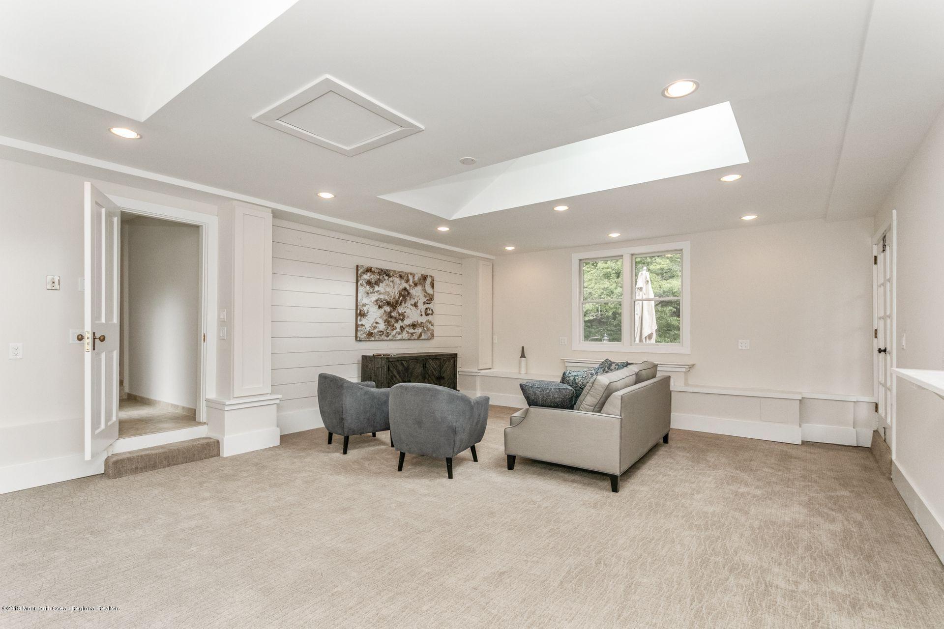 236 Sunnyside Road Lincroft, NJ 07738 - Photo 33 of 43 35
