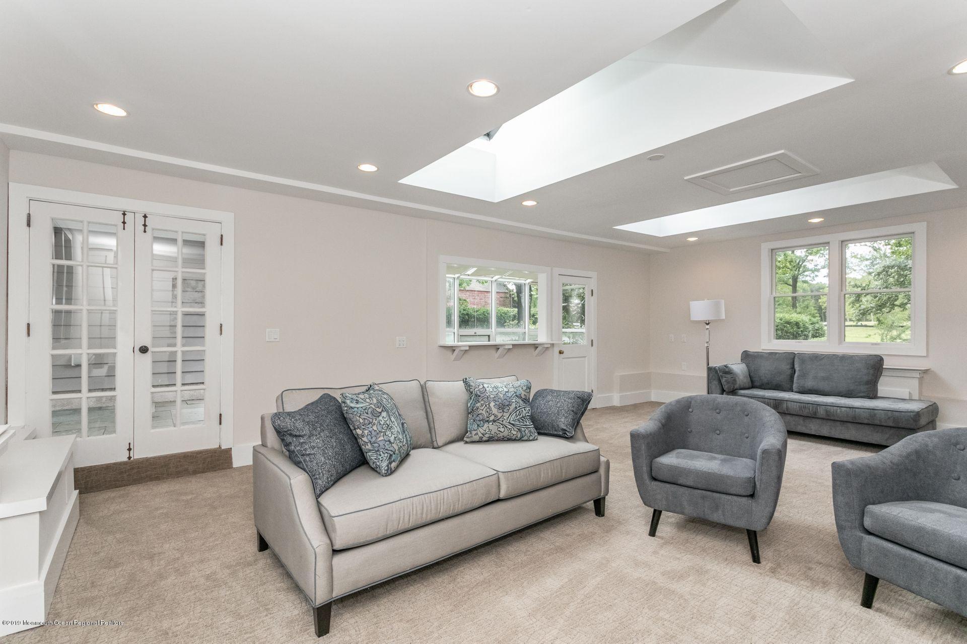 236 Sunnyside Road Lincroft, NJ 07738 - Photo 34 of 43 36