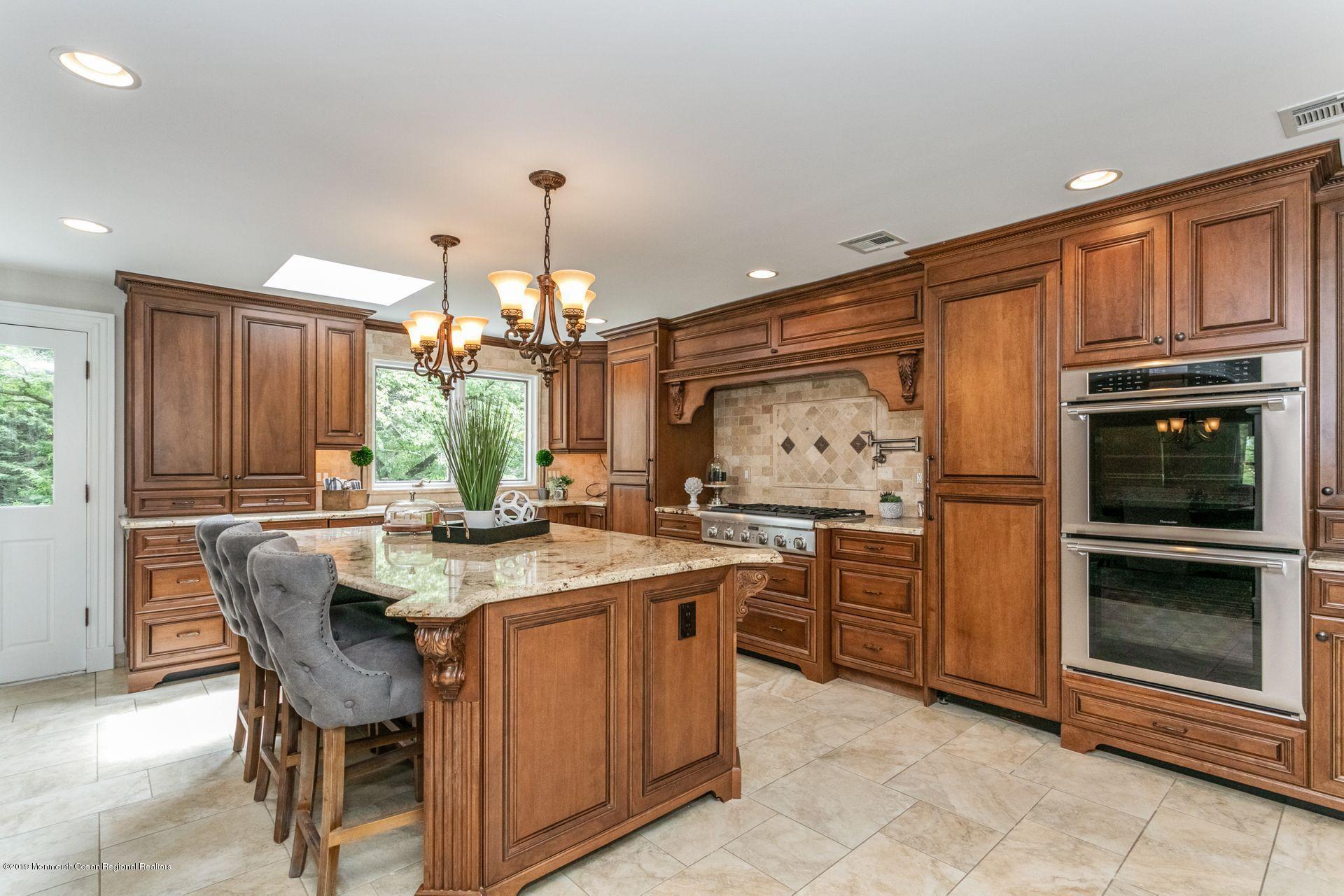 236 Sunnyside Road Lincroft, NJ 07738 - Photo 9 of 43 5