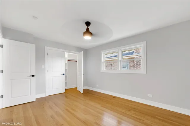 $465,000 | 9439 South 52nd Avenue, Oak Lawn, IL 60453