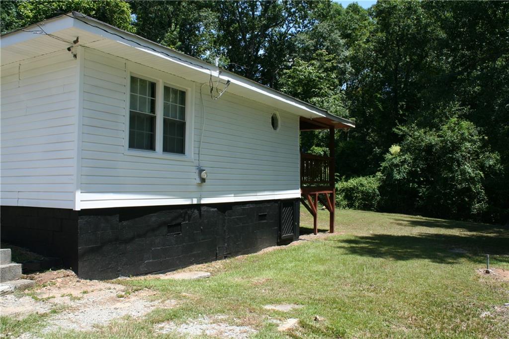 3735 South Seale Road Phenix City, AL 36869 - Photo 6 of 27 View of Right Side of home