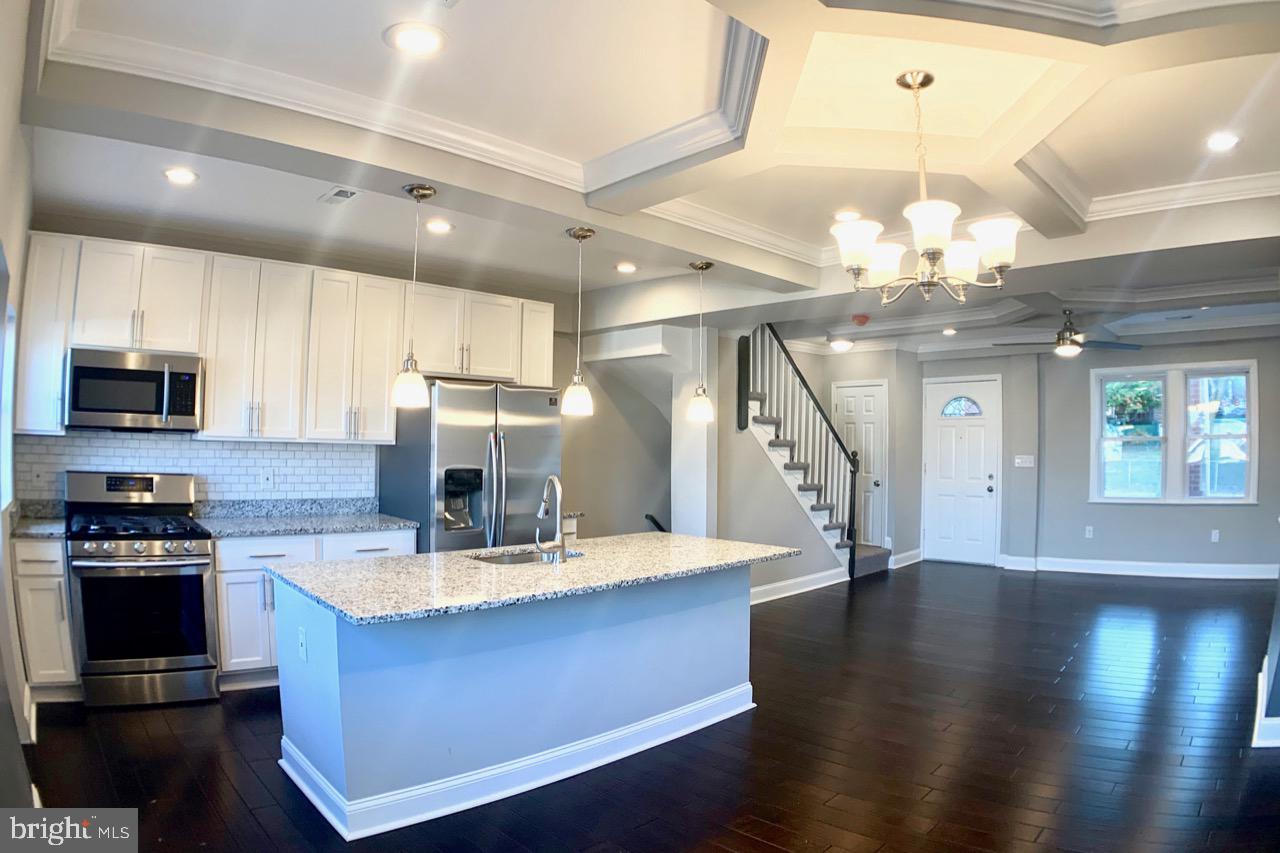 3831 Roland View Avenue Baltimore, MD 21215 - Photo 3 of 29 Gallery Image 3