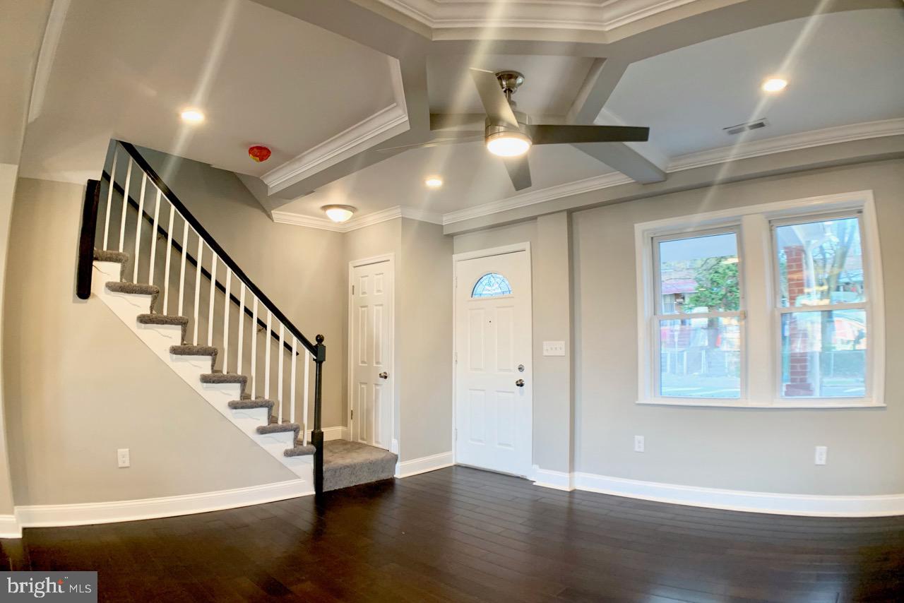3831 Roland View Avenue Baltimore, MD 21215 - Photo 4 of 29 Gallery Image 4