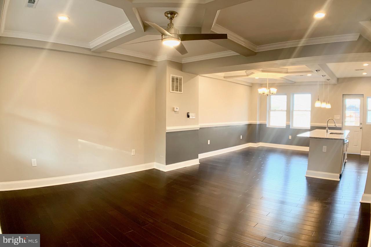3831 Roland View Avenue Baltimore, MD 21215 - Photo 5 of 29 Gallery Image 5