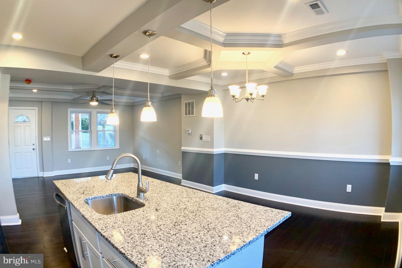 3831 Roland View Avenue Baltimore, MD 21215 - Photo 10 of 29 Gallery Image 10