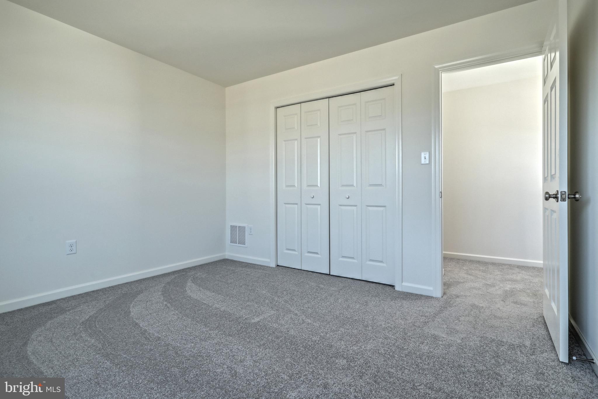 688 Hamaker Road Manheim, PA 17545 - Photo 25 of 38