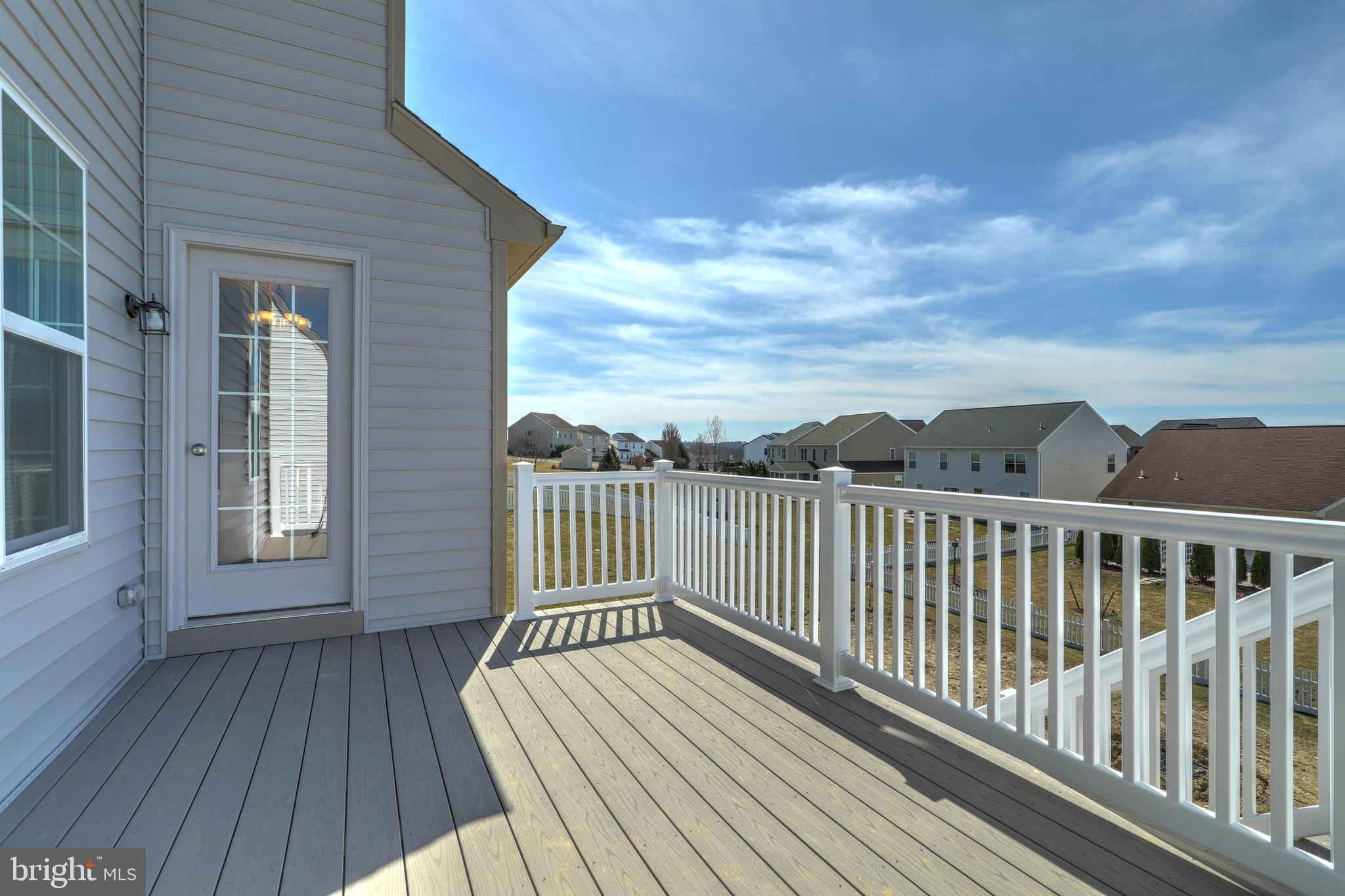 688 Hamaker Road Manheim, PA 17545 - Photo 7 of 38