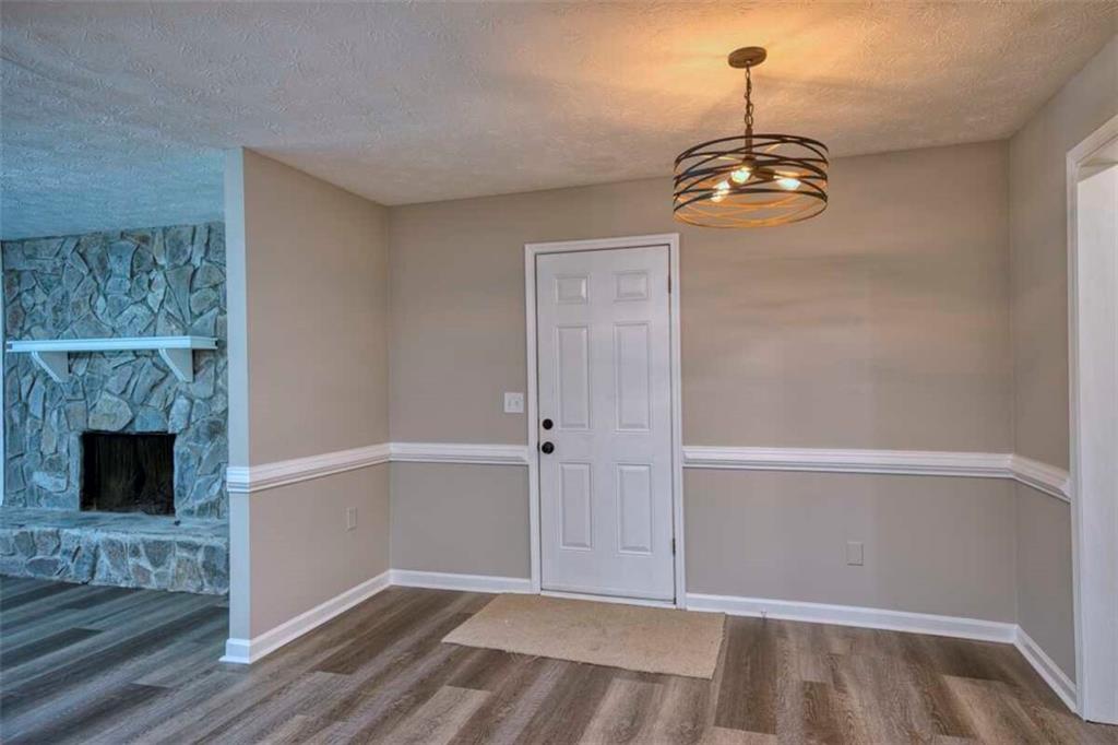 402 Trotters Ridge Lawrenceville, GA 30043 - Photo 8 of 29 Gallery Image 8