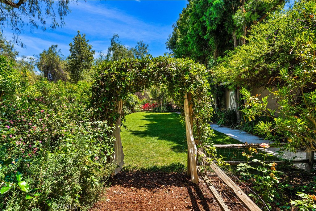 31625 Ano Crest Road Winchester, CA 92596 - Photo 16 of 82