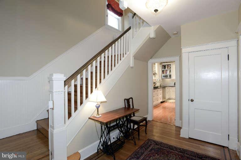 631 Anneslie Road Baltimore, MD 21212 - Photo 4 of 30 You'll know the moment you enter the foyer.