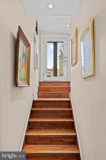 a view of entryway