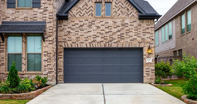 $720,000 | 10507 Halley Lane, Richmond, TX 77406