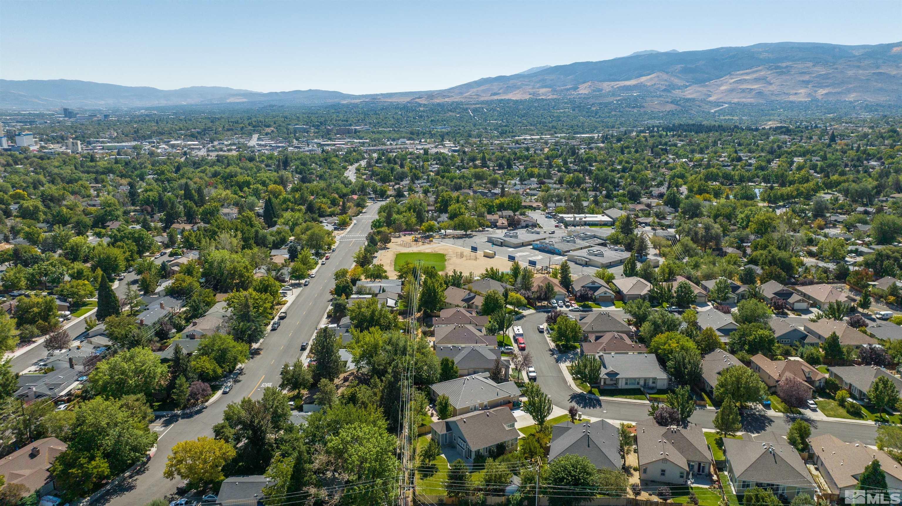 1462 Wessex Circle Reno, NV 89503 - Photo 36 of 40 an aerial view of residential house and green space