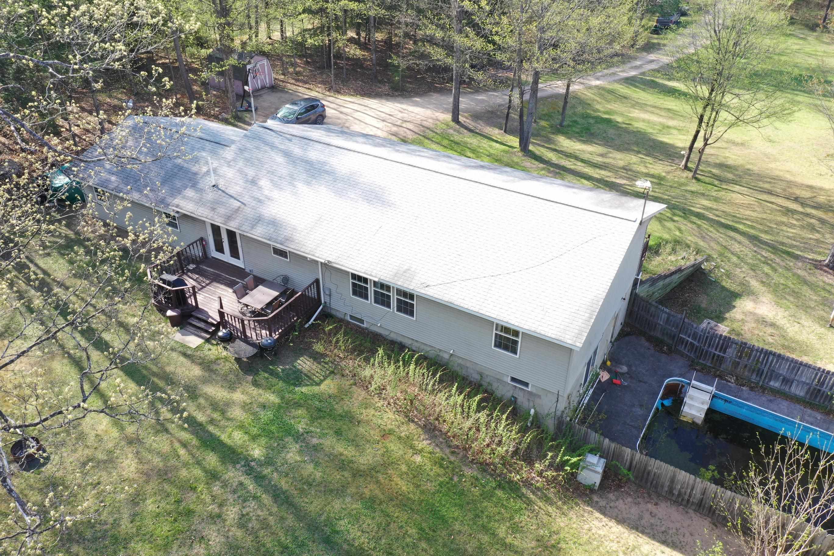 2433 Park Road Mio, MI 48647 - Photo 8 of 44 1899777-7.JPG