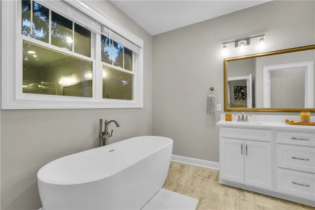 $659,900 | 1672 Marshview Drive Northeast, Townsend, GA 31331