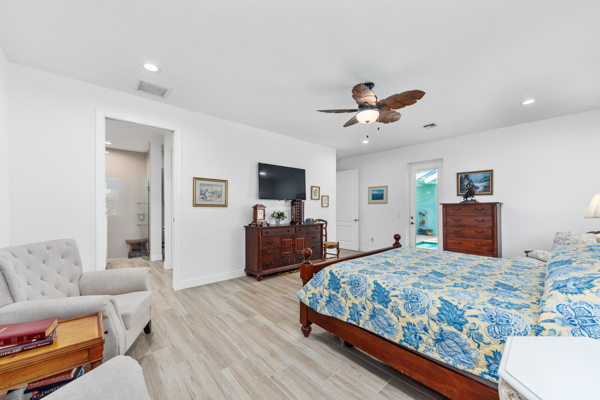 11900 West Midway Road Fort Pierce, FL 34945 - Photo 21 of 48 Owners Suite