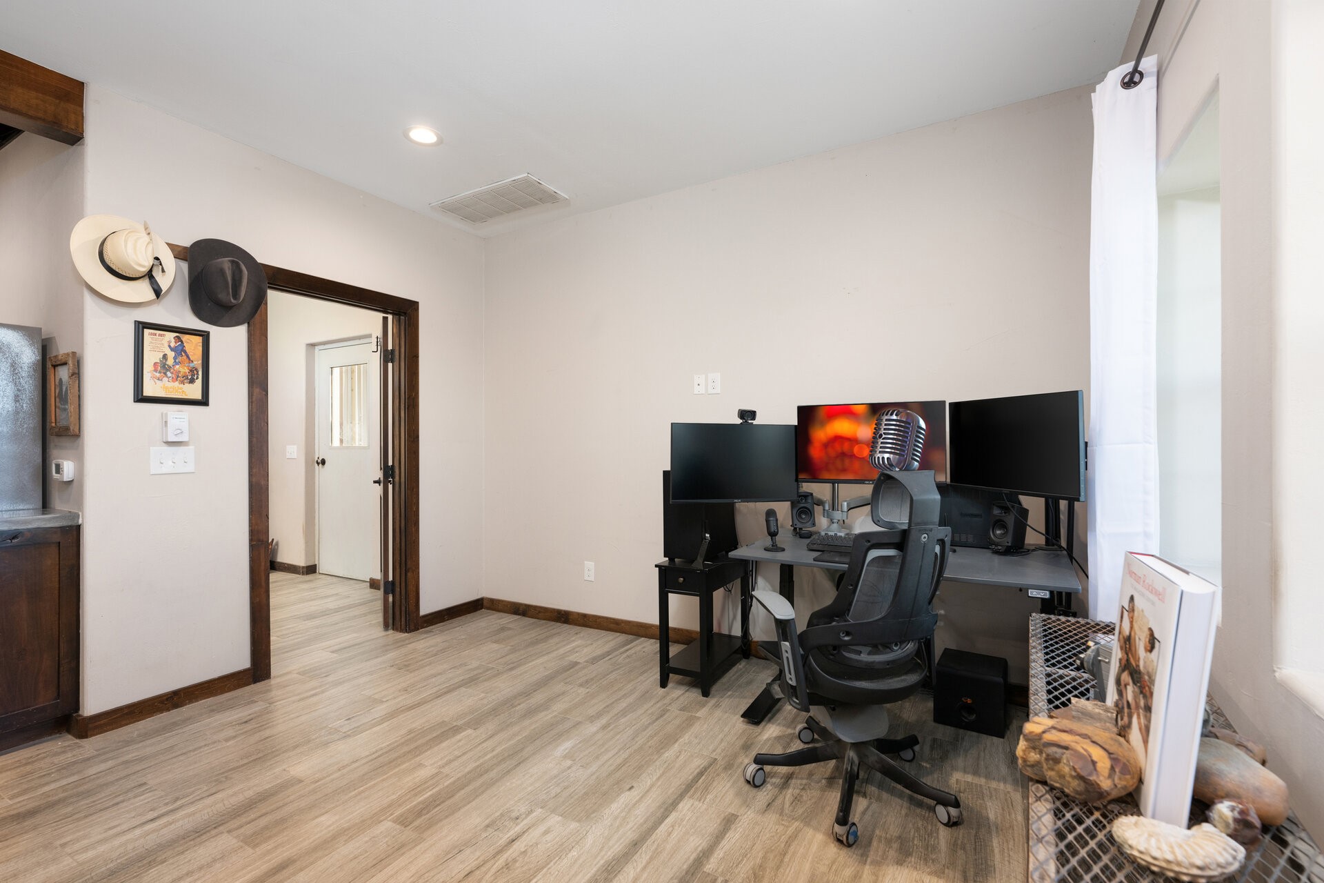 700 County Road 466 Elgin, TX 78621 - Photo 9 of 40