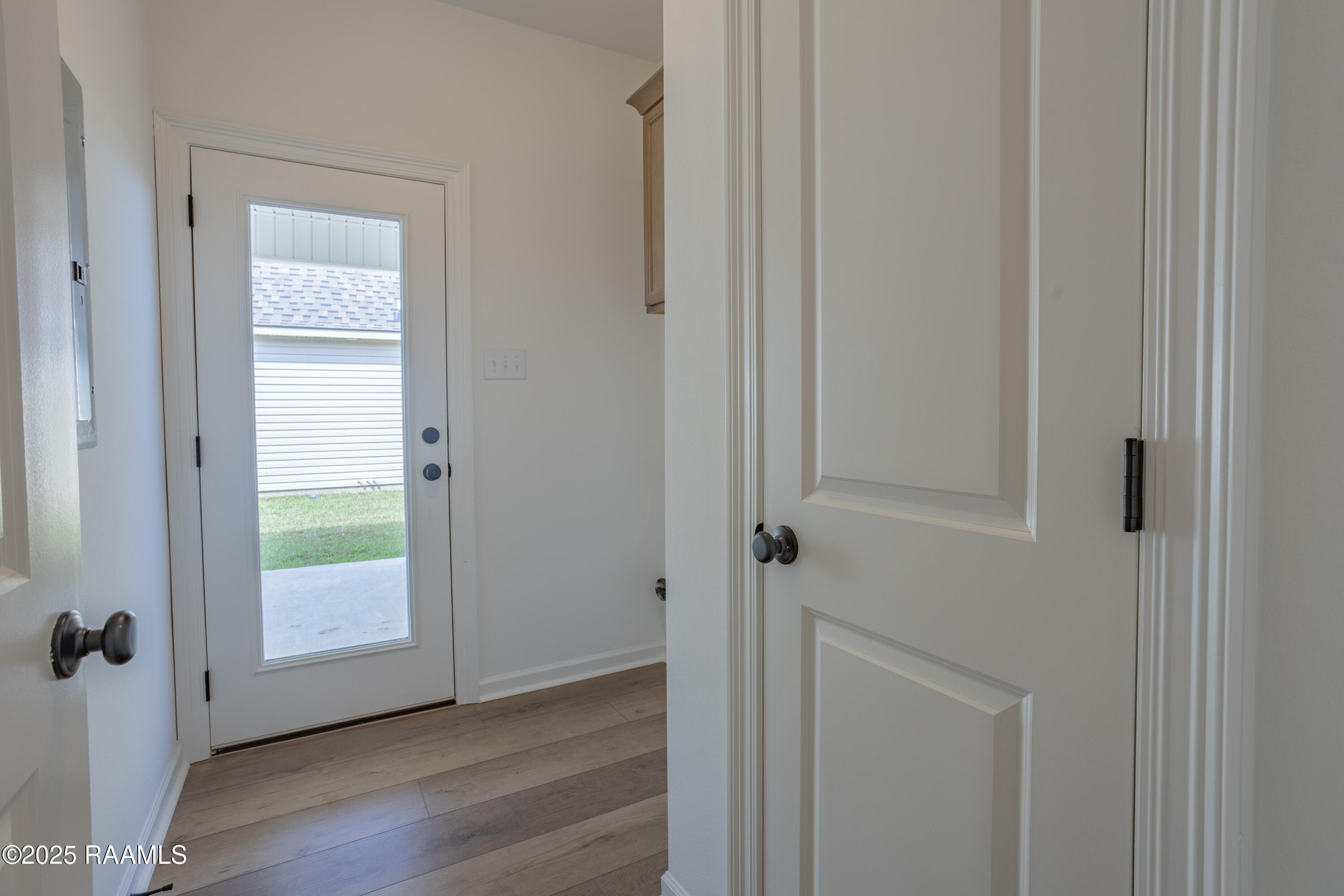 216 Hester Way Carencro, LA 70520 - Photo 13 of 15 LAUNDRY