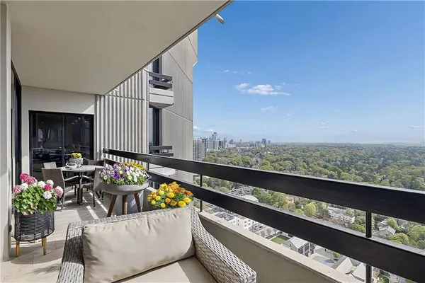 $1,375,000 | 2660 Peachtree Road Northwest, Unit 34F, Atlanta, GA 30305