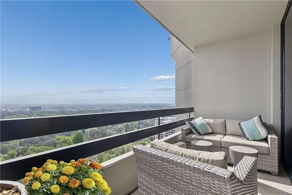 $1,375,000 | 2660 Peachtree Road Northwest, Unit 34F, Atlanta, GA 30305