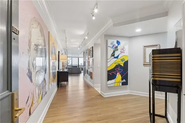 $1,375,000 | 2660 Peachtree Road Northwest, Unit 34F, Atlanta, GA 30305