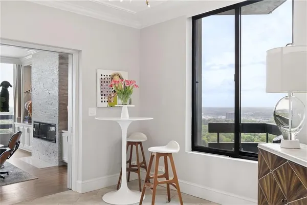 $1,375,000 | 2660 Peachtree Road Northwest, Unit 34F, Atlanta, GA 30305