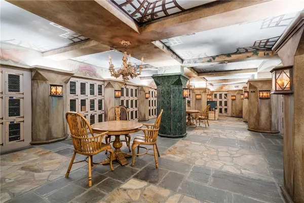 $1,375,000 | 2660 Peachtree Road Northwest, Unit 34F, Atlanta, GA 30305