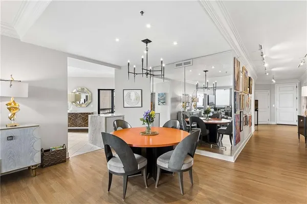 $1,375,000 | 2660 Peachtree Road Northwest, Unit 34F, Atlanta, GA 30305