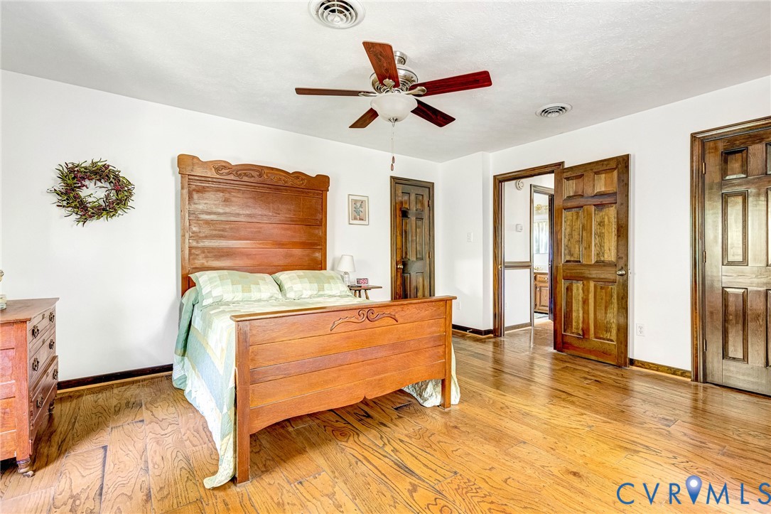 11516 Doswell Road Doswell, VA 23047 - Photo 25 of 50 a very nice looking room with a large window