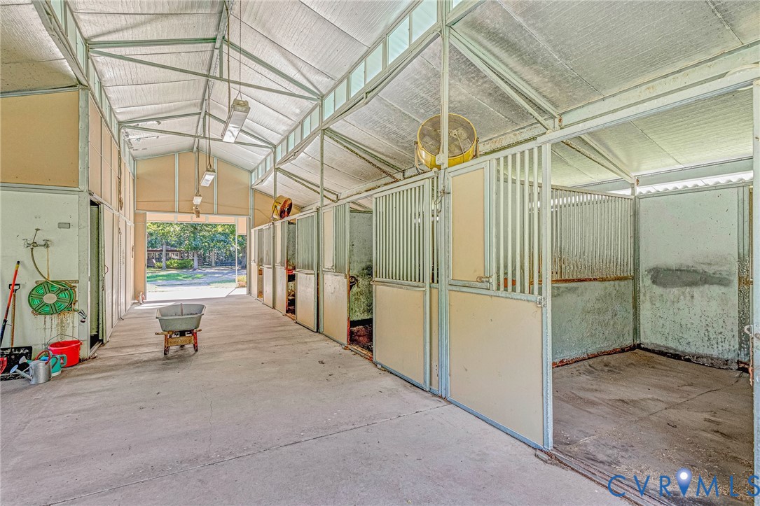 11516 Doswell Road Doswell, VA 23047 - Photo 34 of 50 a bedroom with furniture and windows