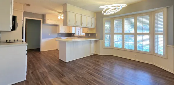 $1,900 | 8604 Jordan Drive, Lubbock, TX 79423