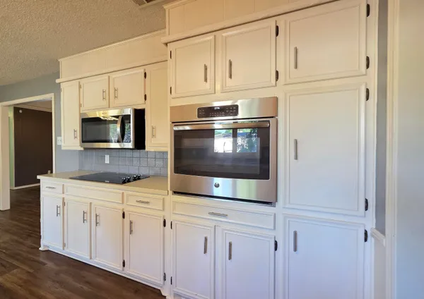 $1,900 | 8604 Jordan Drive, Lubbock, TX 79423