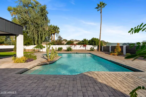 $25,000 | 3842 East San Miguel Avenue, Paradise Valley, AZ 85253