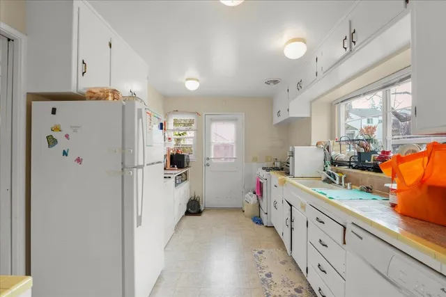 $2,500,000 | 2735 Byron Street, Palo Alto, CA 94306