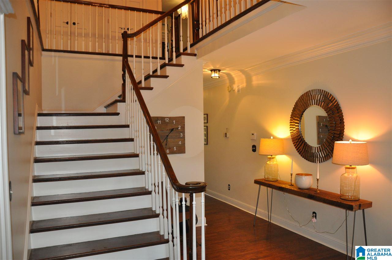 612 Bayhill Road Birmingham, AL 35244 - Photo 4 of 35