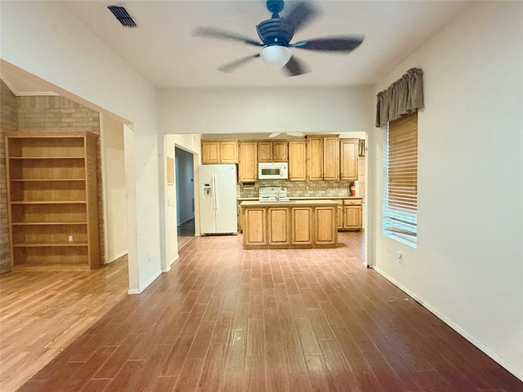 3210 East Lake Road Abilene, TX 79601 - Photo 5 of 27