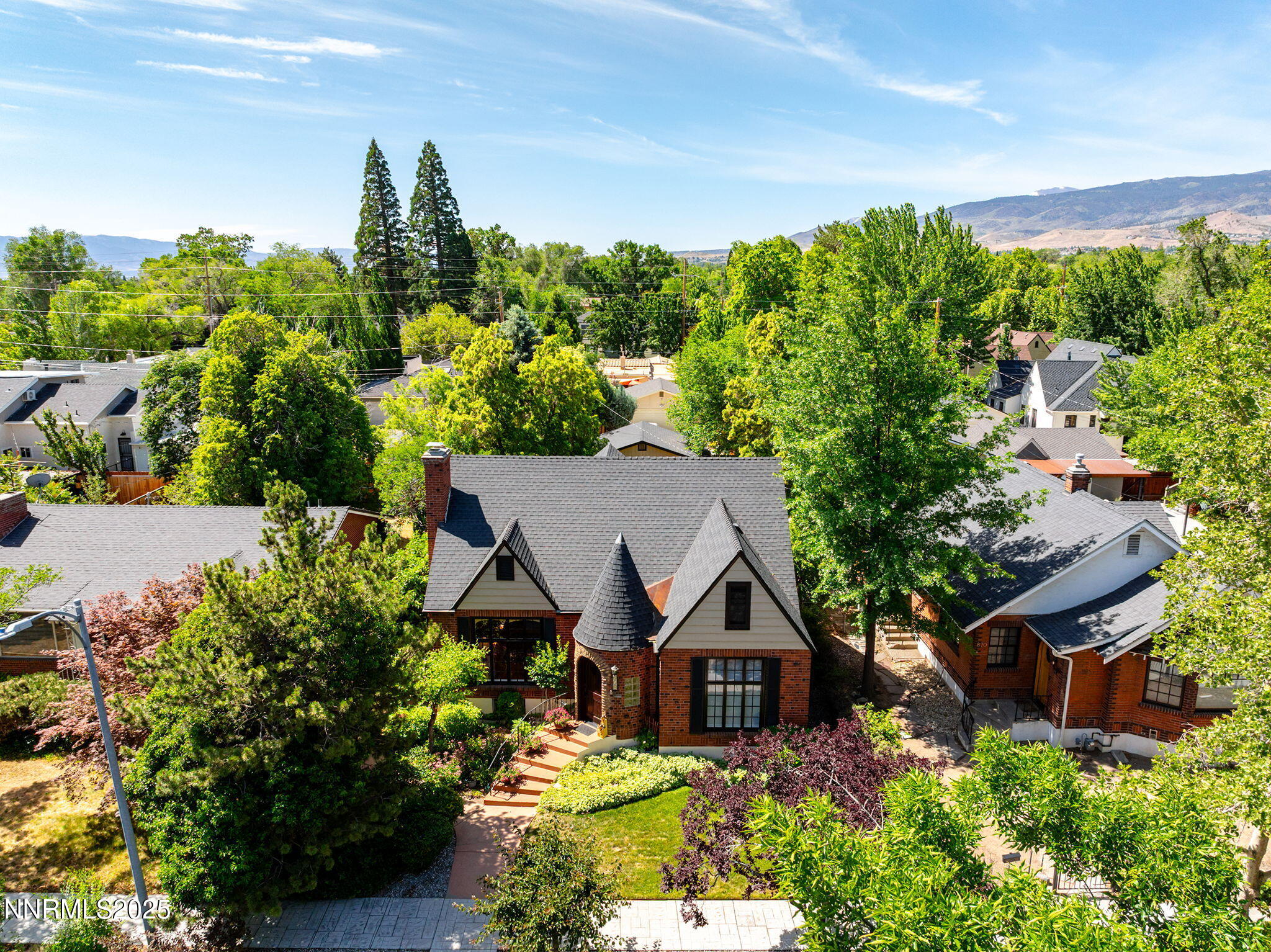 850 Walker Avenue Reno, NV 89509 - Photo 4 of 32 4-web-or-mls-DJI_20250620105017_0419_D