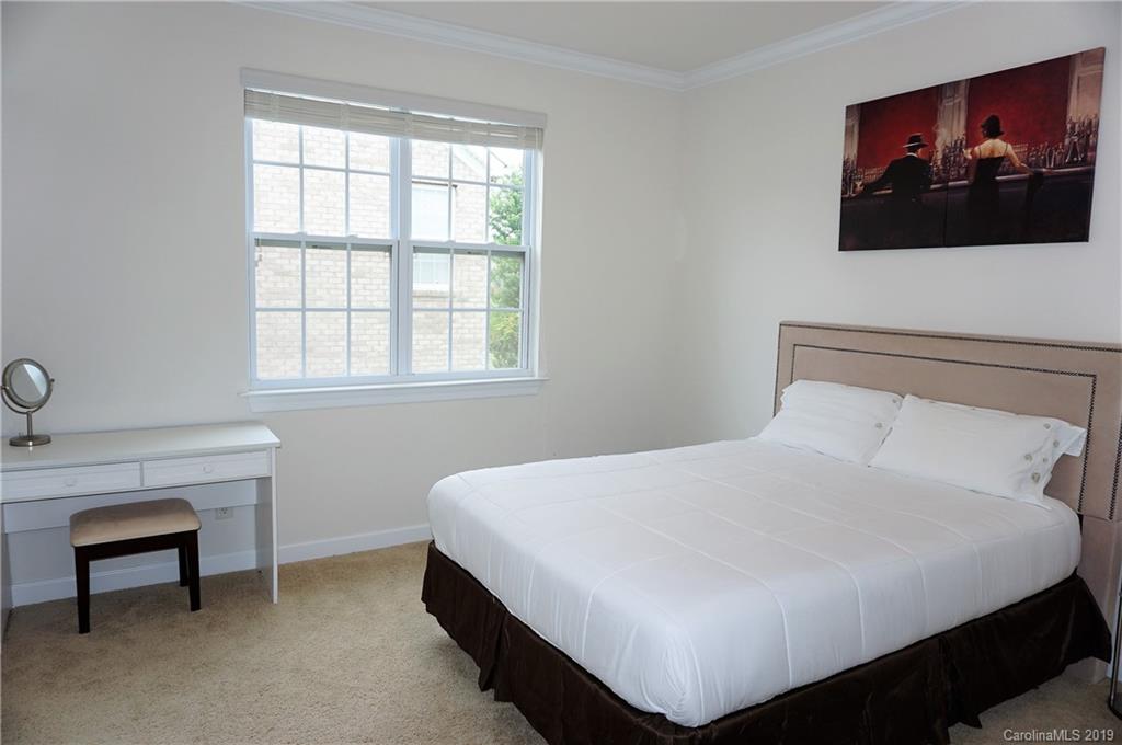11517 Ashbourne Hall Road Charlotte, NC 28277 - Photo 33 of 47 Gallery Image 33