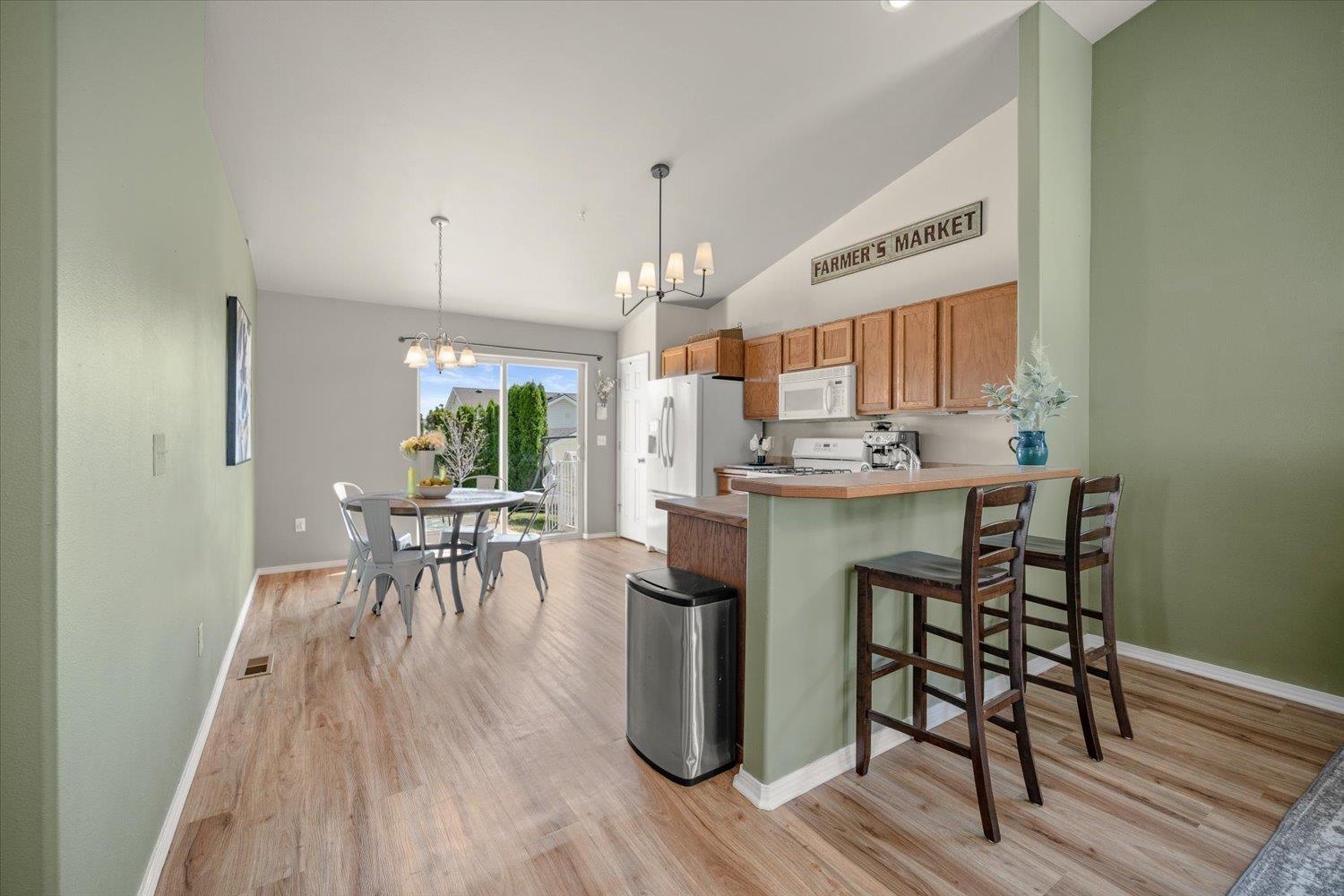 1715 West Tree Lane Spokane, WA 99208 - Photo 11 of 41 Gallery Image 11