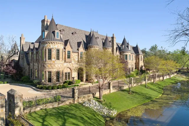 $6,895,000 | 1161 La Mirada Court, Southlake, TX 76092