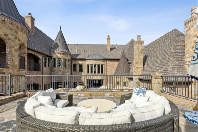 $6,895,000 | 1161 La Mirada Court, Southlake, TX 76092
