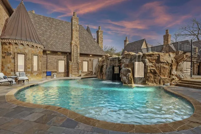 $6,895,000 | 1161 La Mirada Court, Southlake, TX 76092