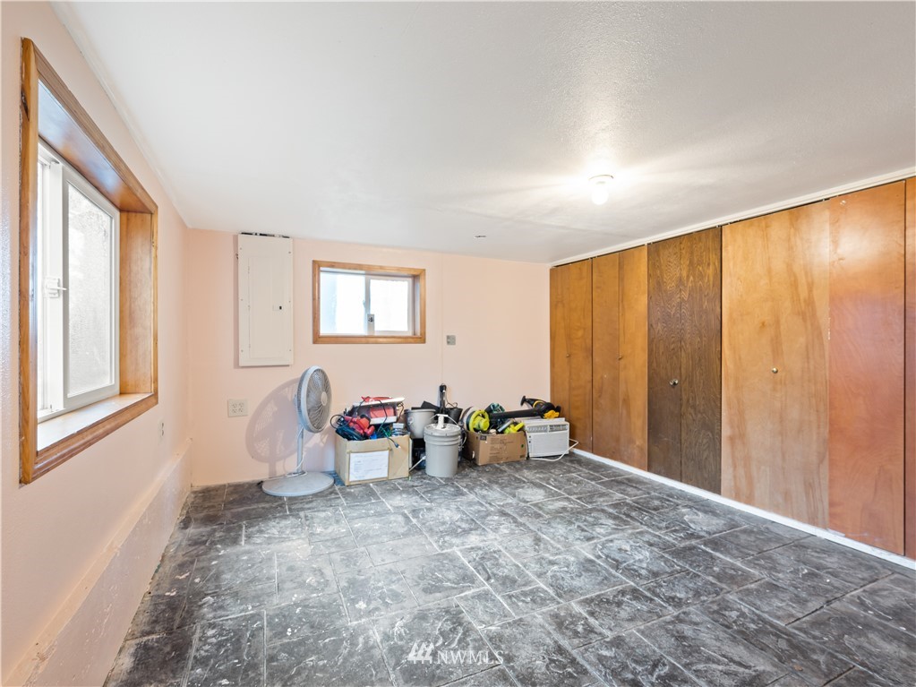 195 Rocky Point Road Kelso, WA 98626 - Photo 26 of 35 Gallery Image 26