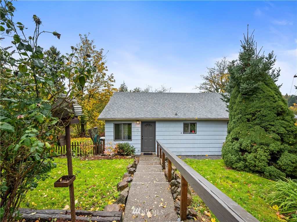 195 Rocky Point Road Kelso, WA 98626 - Photo 5 of 35 Gallery Image 5