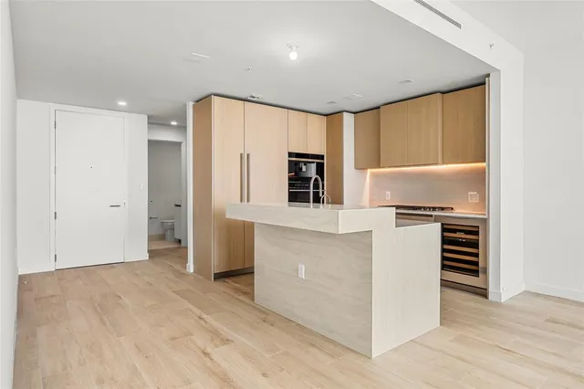 $2,575,000 | 900 North Ocean Boulevard, Unit 505, Pompano Beach, FL 33062