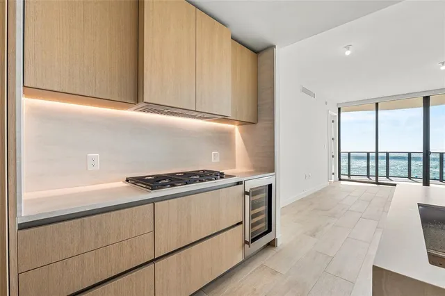 $2,575,000 | 900 North Ocean Boulevard, Unit 505, Pompano Beach, FL 33062